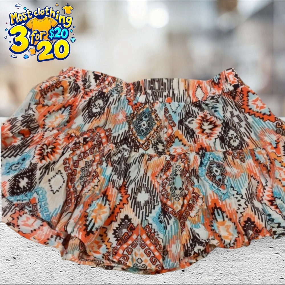 Umgee tribal print shorts size S